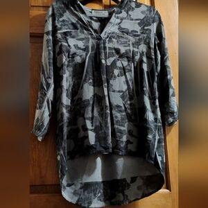 Funky Staff women's medium blouse